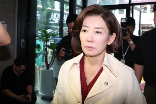 [속보] 나경원 "한미정상회담, 국민이 얻을 수 있는 실익 전혀 보여주지 못해"