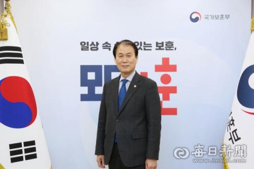 권오을 "보훈은 시혜 아닌 국가 의무…옳고 그름 기준부터 바로 세워야"