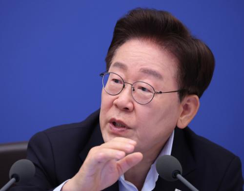 李대통령 "4년 중임또는 연임제는 대선 공약…생각 지금도 변함 없어"
