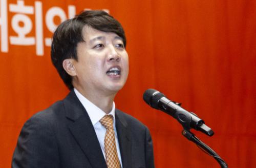 [속보] 이준석, 특검 압수수색에 "시기 공교롭다…오해 살일 말아야"