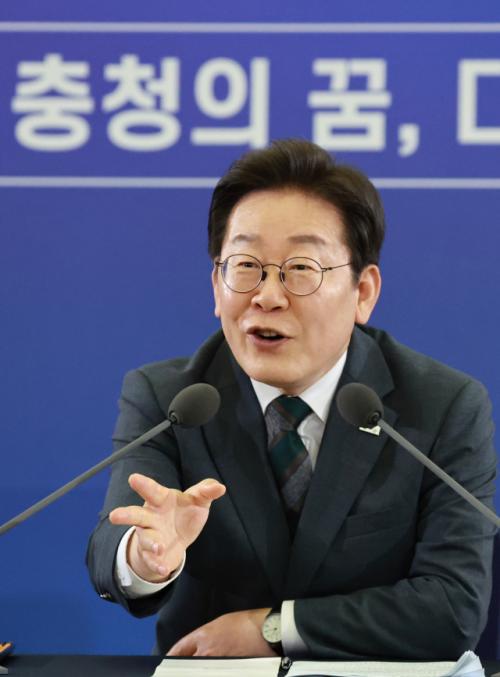 李 "악성채무 탕감이 도덕적 해이? 탕감 기대하고 신불자로 살 사람 있나"