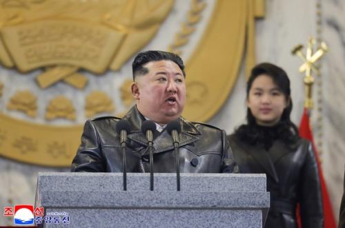 김정은 "李정권 유화는 기만극…동족서 영원히 배제"