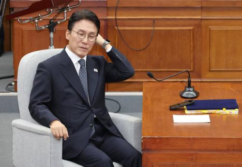 김민석 청문회, '자료·증인'은 없고 민주당 ‘찬양’만 있었다