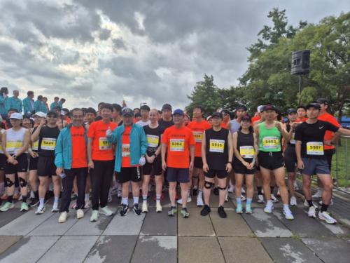 "절친이 안철수 사위"…이준석·안철수, 마라톤에도 나란히 참석