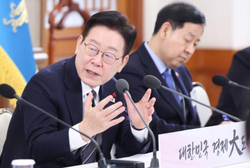 李대통령 "北에 민간 무인기 운용했다면 중대범죄"…엄정 수사 지시