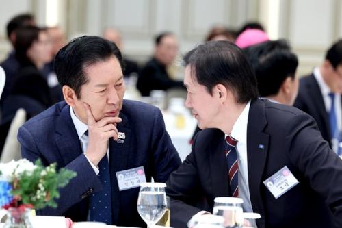 정청래發 합당론에 명청대전 ‘활활’