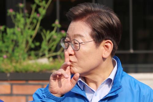 이재명 '장남 논란' 입열었다…"잘못 키운 제 잘못, 이준석은 책임져라"