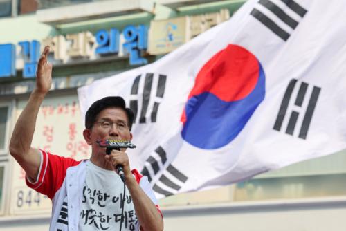 [속보]김문수, 민주 '리박스쿨 연관' 공세 "전혀 모르는 일, 근거없이 얘기하면 안돼"