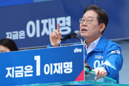 이재명, 북극항로 앞세워 PK 민심 공략…해수부·HMM 이전 약속