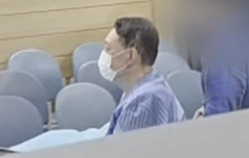 '수감 中' 尹, 기독교 관련 서적 많이 읽어…"시력은 급격히 나빠져"