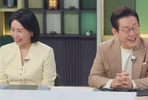 李대통령 냉부해 출연, 국민 여론 보니…"잘했다" 48%