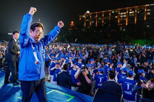 안동 출신 이재명 "재명이가 남이가"…TK 2회 찾아 '보수 심장부' 공략