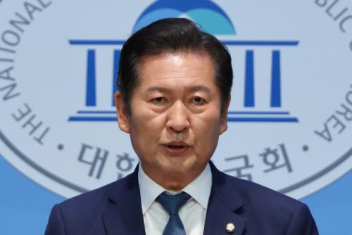 정청래 "이재명 체포 동의안 가결 후 웃어?…난 왕수박 아냐"