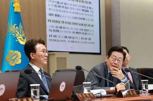 자유통일당 “李대통령 금리 조정 발상, 고신용자 역차별 행위”