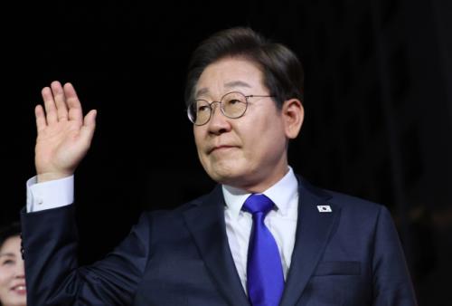 이재명 "경제 살리고 민생회복…가장 확실히 할 것"