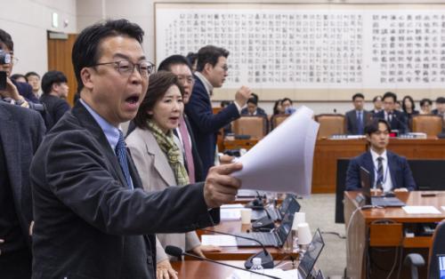 민주당 주도 법사위, 왜 TK통합법 제동 걸었나…겉으로는 "TK반발 탓"