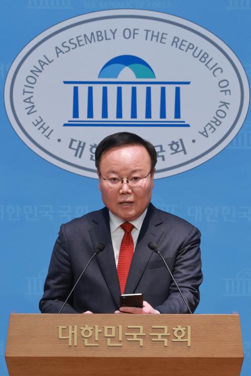 '3선 의원 출신' 김재원, 경북지사 도전장… "경북의 위대한 전진 준비"