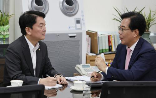 "비상계엄 사과, 과오 반복 안할 것" 송언석 국힘 비대위원장 취임 일성