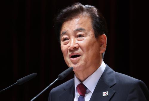 "남북 연락 채널 복구해야"…정동영, 통일부 장관 취임