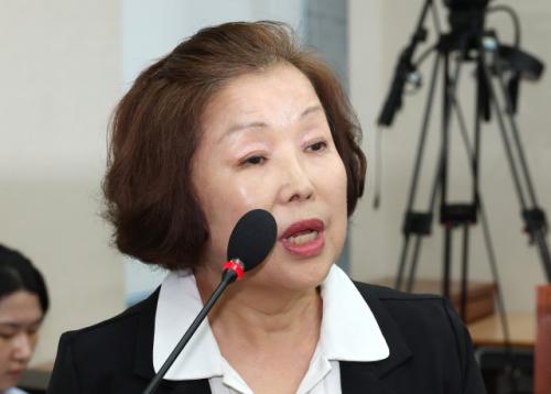 리박스쿨 대표 "전두환, 학살 여부 판단 어려워"…청문회서 심신미약 주장