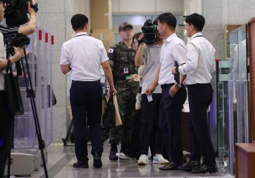 "尹혐의 확정 시 사형선고 될 수도"...외신 보도