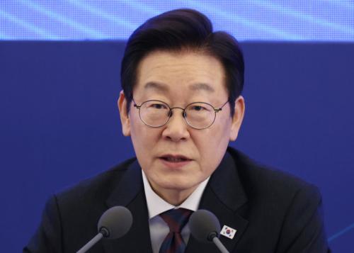 "美에 돈내고 뺨맞은 李…한인 구금엔 사무적 태도" 새민주 비판