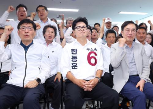 한동훈 국회 입성하나…혼전 속 부산 북갑 보궐선거