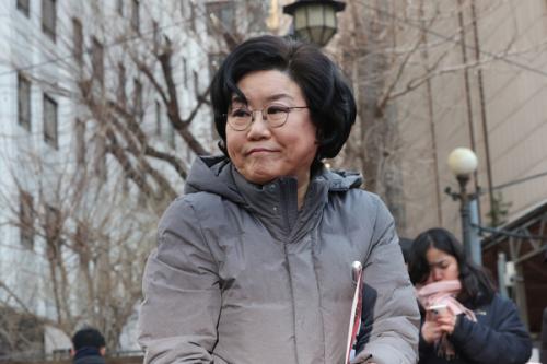 이혜훈 “돈 풀겠다”…정부 기조 맞추려 소신 버려