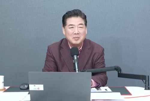 '尹어게인' 유튜버 고성국, 국민의힘 입당…추천인은 김재원