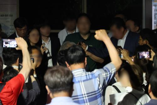 청와대 "선관위, 책임있는 조치해야…상황 엄정히 주시"