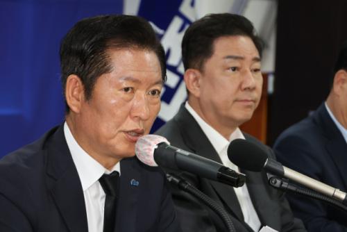 정청래, 또 '국힘 때리기'…"10번, 100번 정당 해산감"