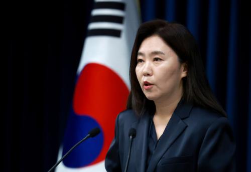 이 대통령 방미 앞서 일본 들러 정상회담 진행