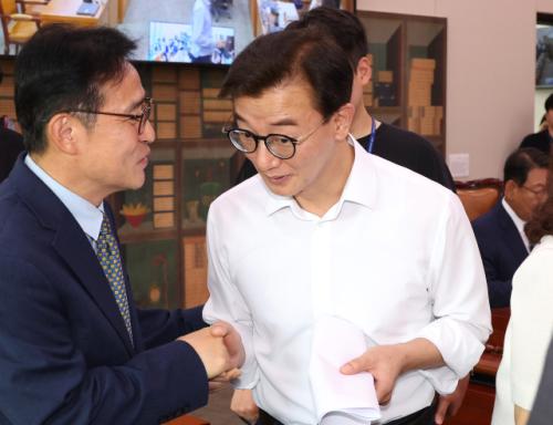 북극항로 '멀티포트' 포항 기대감 ↑…전재수, "포항, 상당한 여건 변화 예상"