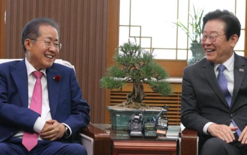 홍준표 "내가 이재명 정부에 아부한다고?…현혹되는 바보같은 사람들"