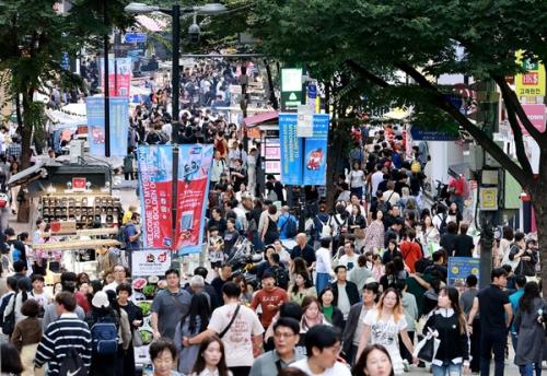野 “중국인 3대 쇼핑 방지법 추진” vs 與 “괴담·혐오 주장 극우 법안”