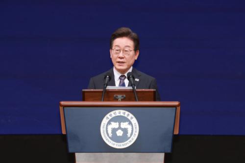 [속보]李 대통령 "韓 독재정권 억압딛고 민주주의 쟁취"…세계정치학회 개막식 연설