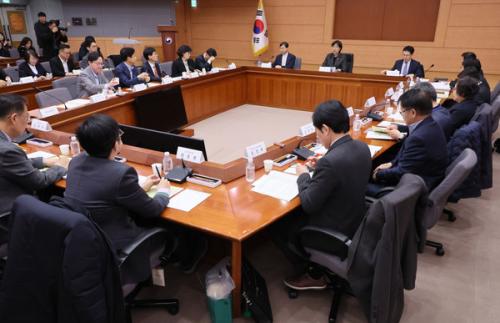 자유통일당 “국민연금, 정부의 환율방어 수단 아냐”