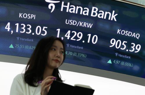 김문수 "국민연금 올해 200조 수익, 고갈 시점 2090년까지 연장 가능"