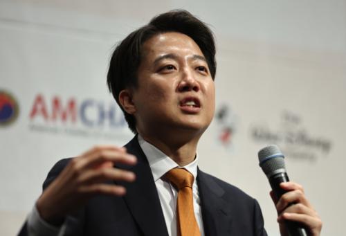 이준석 "추락만 남은 김문수…나만 이재명 잡는다" 단일화 데드라인 D-1 빨간불