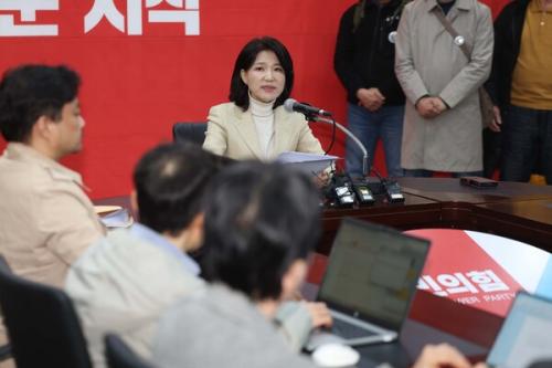 이진숙 “이재명이 자르고 싶었던 이진숙, 국힘이 잘랐다”