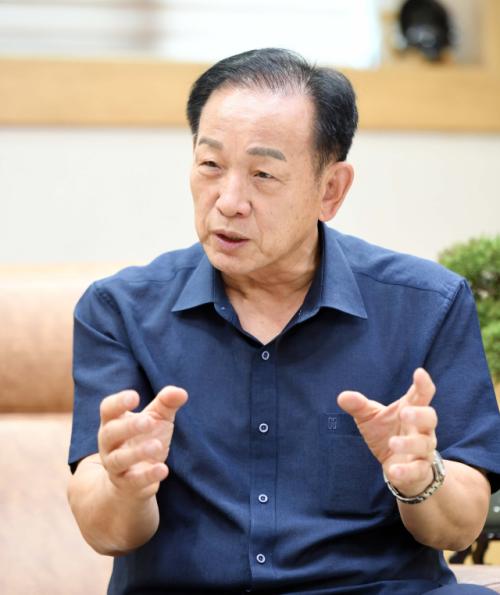 취임 3주년 신현국 문경시장 "문경의 미래 열고 있는 중"