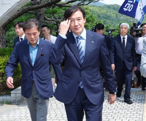 조국 또 '2030 극우화' 주장…"남성 일부 불만있어"