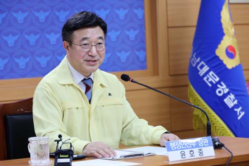 [속보] 윤호중 "7일 연휴 시스템 복구 골든타임"…복구율은 17.8%