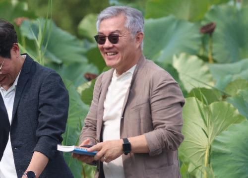 '특검 압수수색' 넘긴 국힘, 공세 나서…與특검법·최강욱 '정조준'