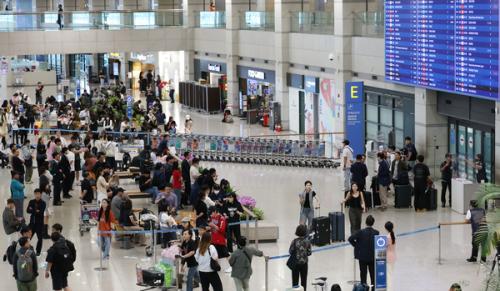 자유통일당 “정부는 중국인 무비자 입국을 즉각 중단하라”