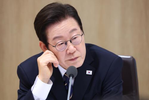 李 대통령 "경주 APEC 한 달 앞으로…돌다리 두드리듯 철저히 준비"