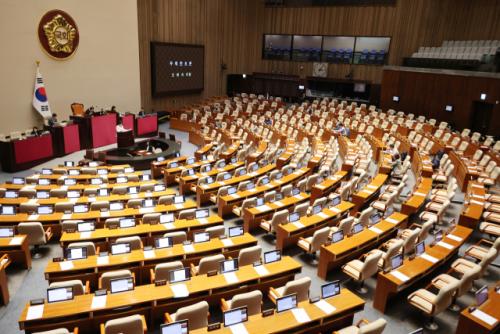 '더 센' 상법 통과 초읽기…"상장사 77% 기업 성장 부정적 영향"