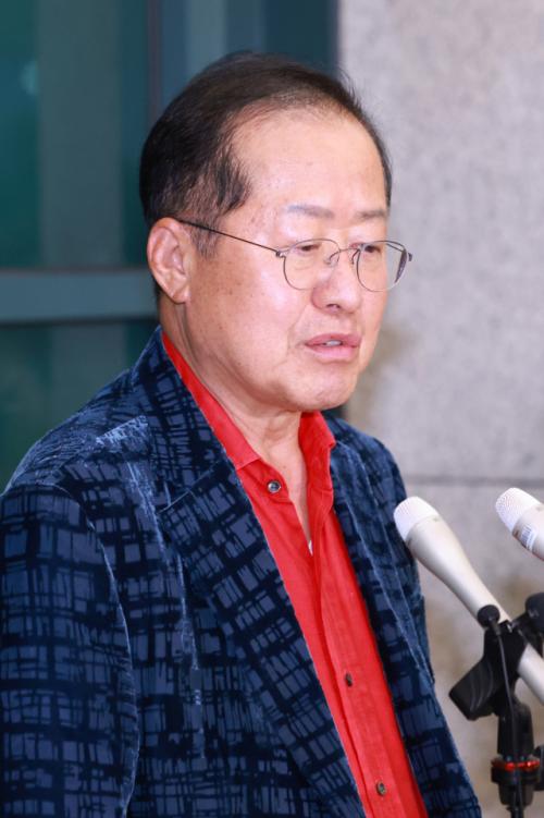 홍준표 "與의 내란재판특별부는 위헌…'이재명 총통제' 말 나올 수도" 맹공