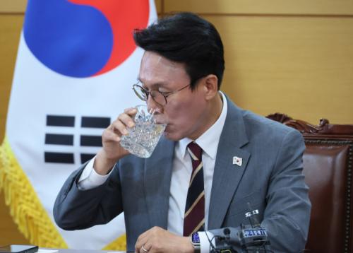 野시의원, '재산 의혹' 김민석 총리 후보자 검찰에 고발