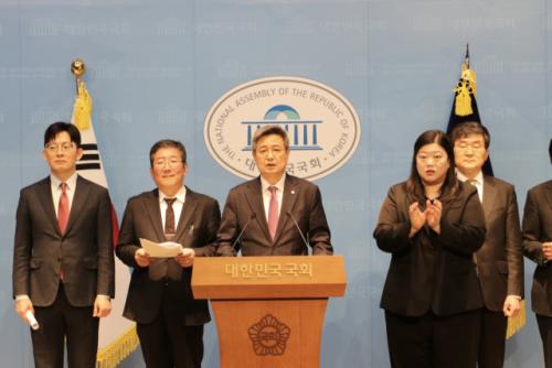 김장겸 "고광헌 후보자 편향성 논란 심각…사퇴해야"